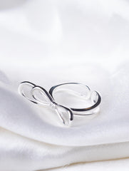 SIMPLE BOW RING
