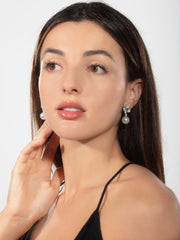 PETAL FLORAL EARRING