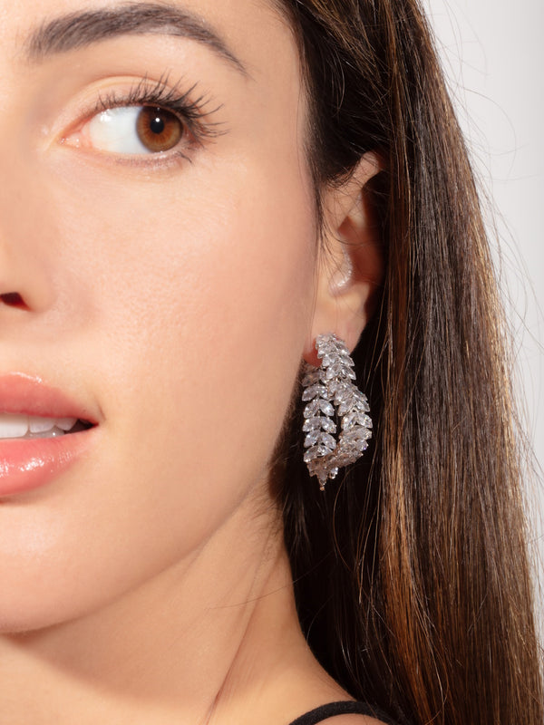 GLAMOUR HEART EARRING