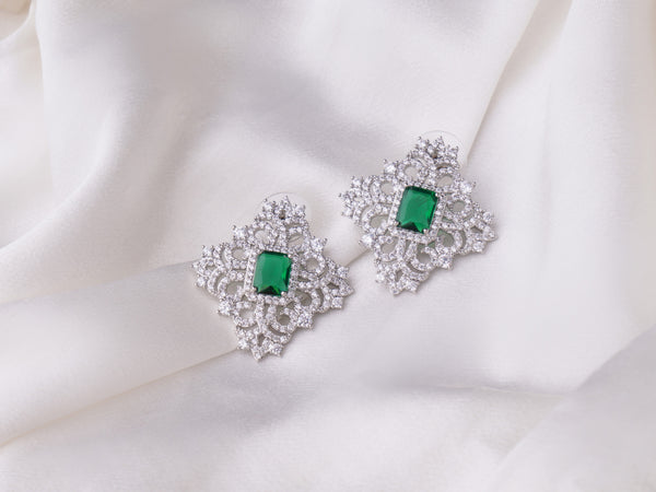AVIRA EARRING
