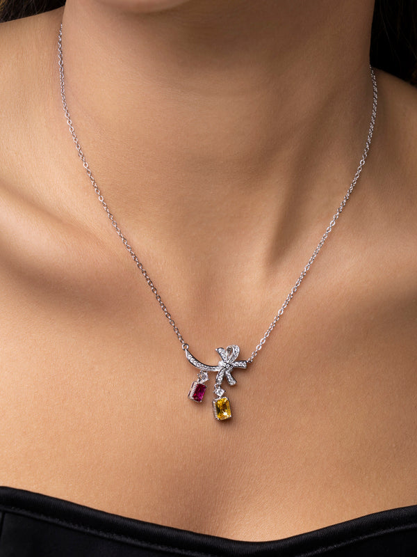 RIVELLE GOLD NECKLACE