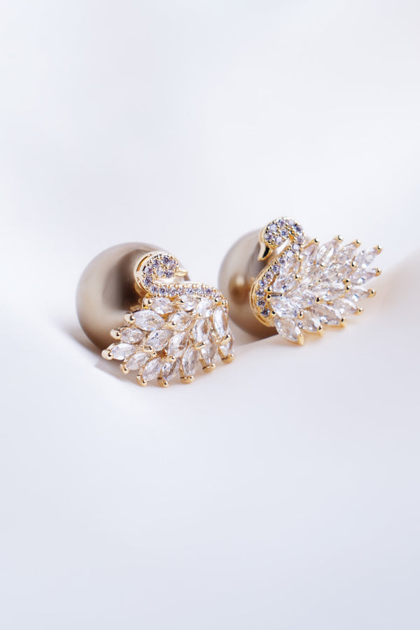 GOLDEN SWAN EARRING