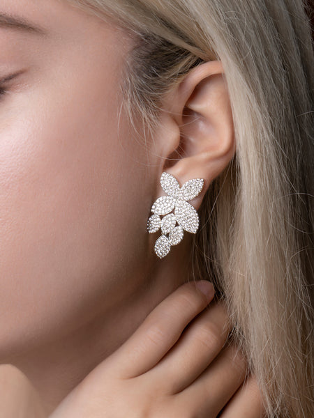 SUNLIT SILVER EARRING - Main Image