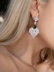 TENDER GREEN EARRING