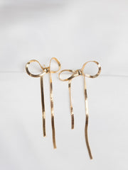 FANTASY BOWTIE EARRING