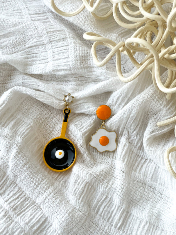 FRIED EGG EARRINGS