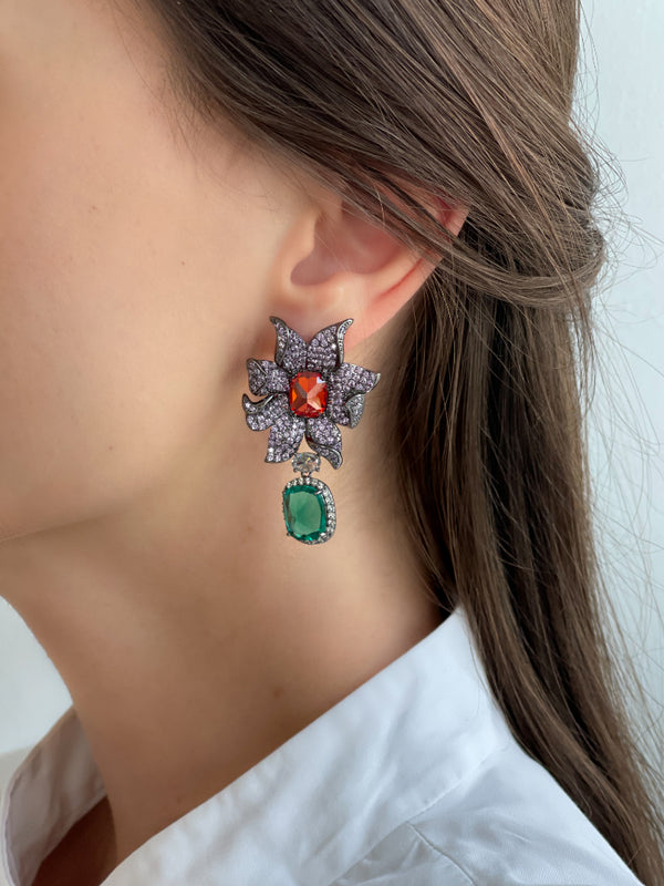 WILD FLOWER EARRING