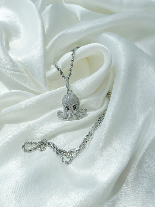 OCTOPUS NECKLACE