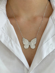 THE BUTTERFLY NECKLACE