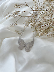 THE BUTTERFLY NECKLACE