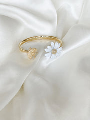 BEE & FLOWER BRACELET