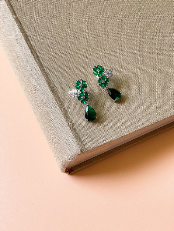 GREEN FLOWER EARRING