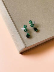 GREEN FLOWER EARRING