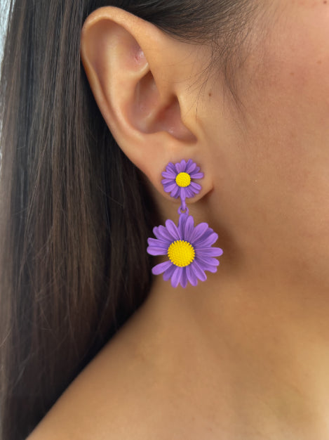 D DAISY EARRING
