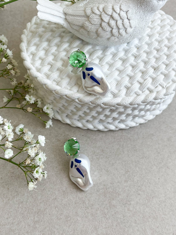 GHOSTHY EARRING