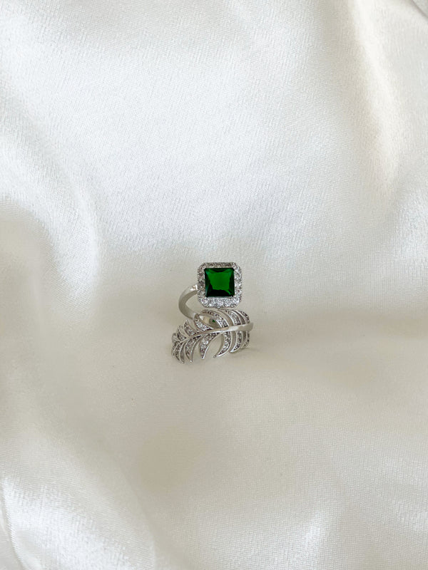 FEATHER & GREEN STONE