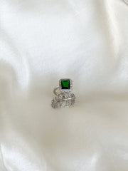 FEATHER & GREEN STONE