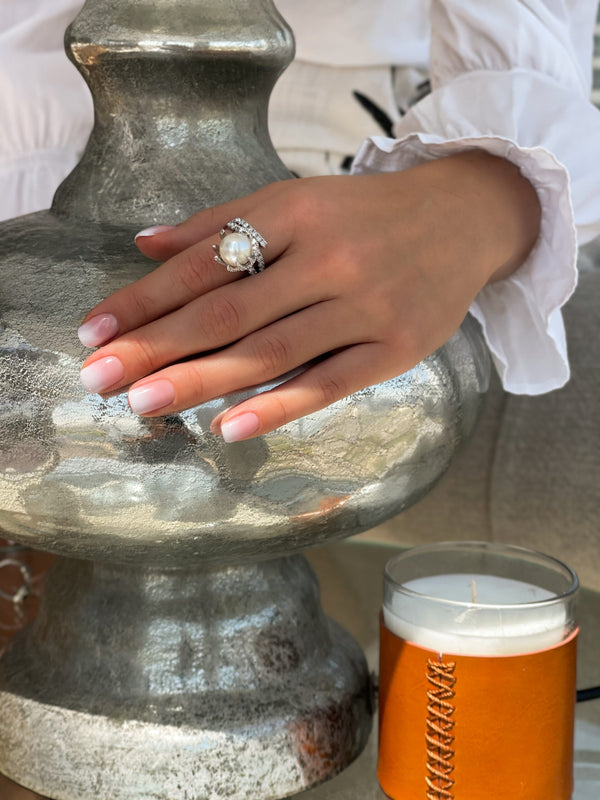 SARA PEARL RING