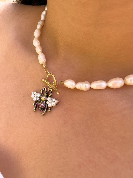 BEE NECKLACE