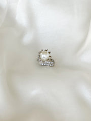 SARA PEARL RING