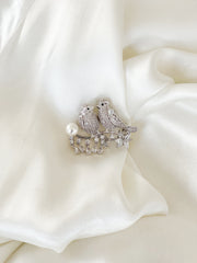 TWO BIRDS BROOCH