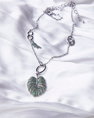 LEAF NECKLACE